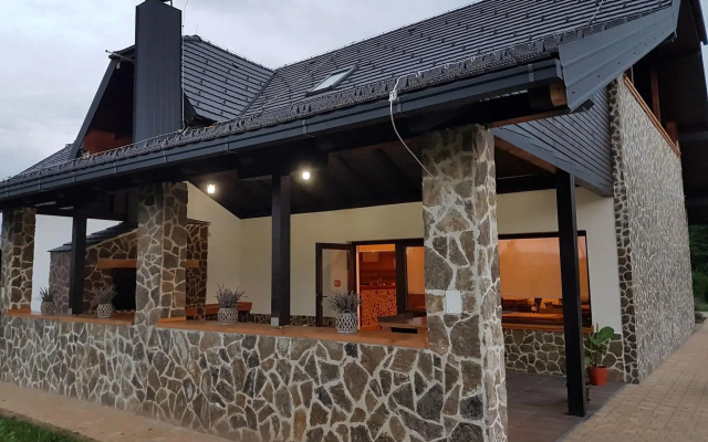 Villa Stone