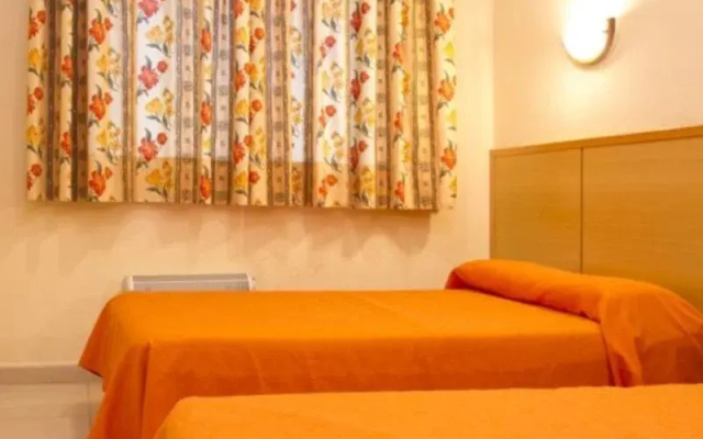 Azahar Apartments