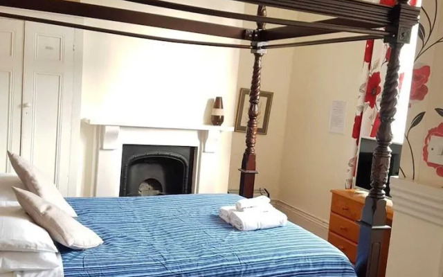 The Lismore Hotel