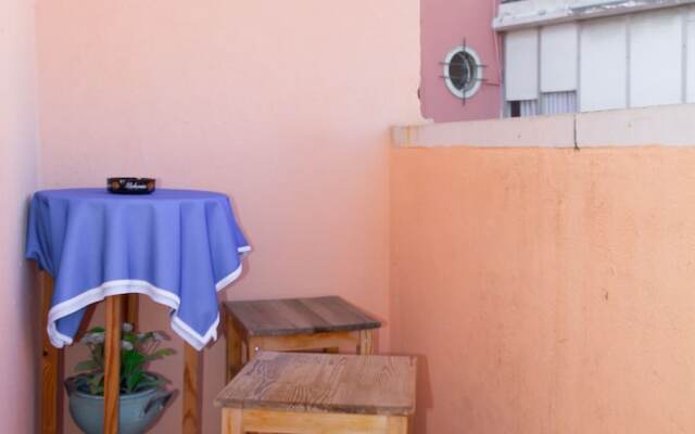 ALFAMA 3B - Balby's Bed&Breakfast