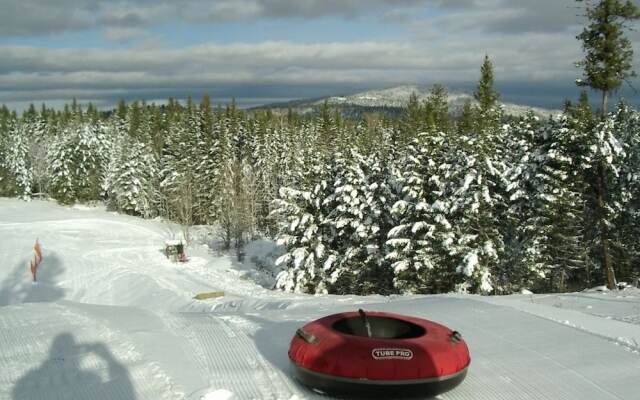 Spruce Hill Resort & Spa