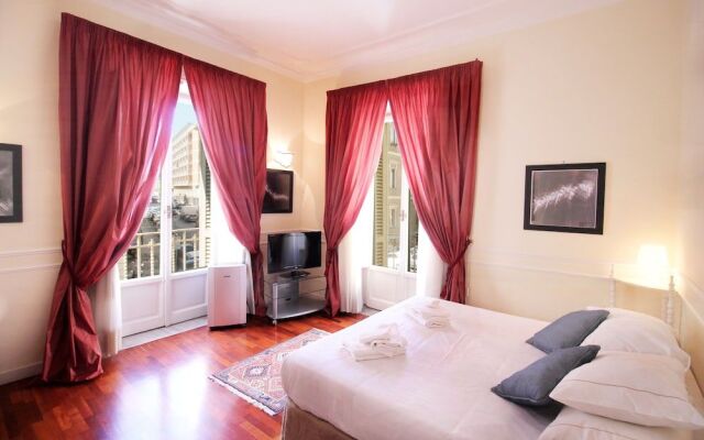Prestigious Family Apt near St. Peter