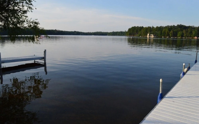 Billy's Lakeview Retreat