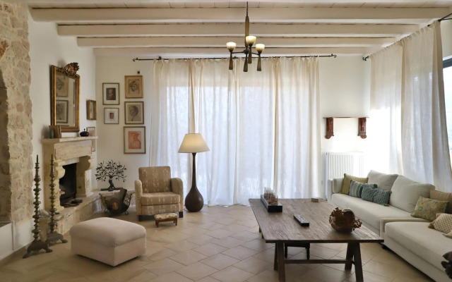 Olive House Traditional Villa with Pool