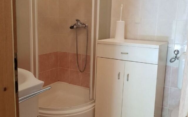 Apartment Marija - 2 bedrooms: A3 Bol, Island Brac