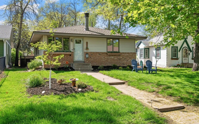 Crystal Lake Clubhouse