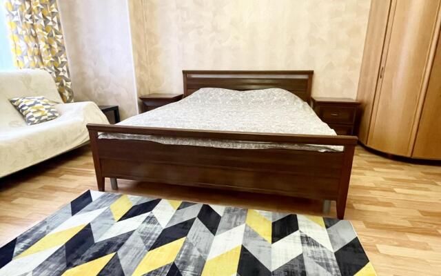 Апартаменты на улице Игоря Киртбая 5/2