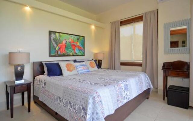 The Villas at Cocoplum