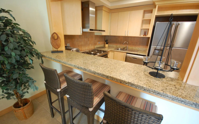 Shoreline #4 Jash Falqua