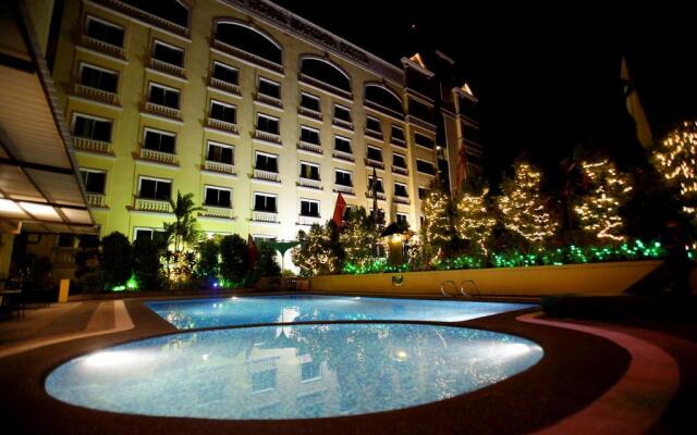 The Royal Mandaya Hotel