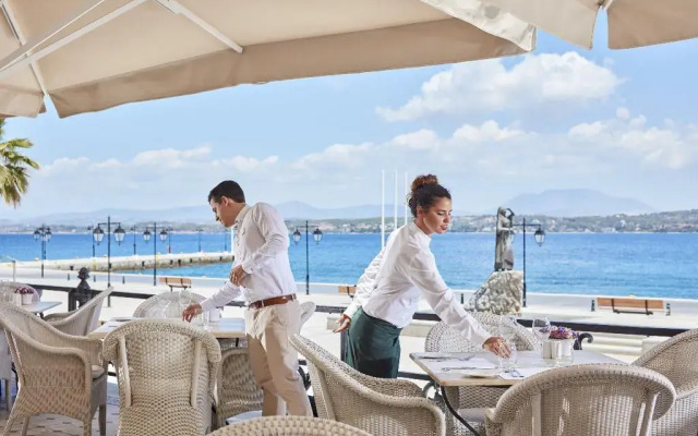 Poseidonion Grand Hotel