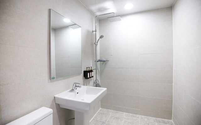 Jecheon Case Hotel