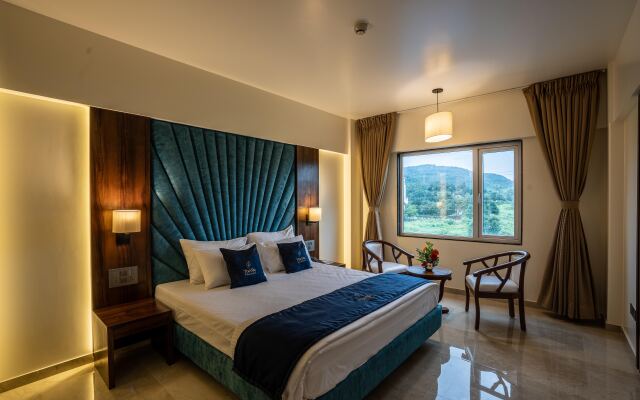 Mastiff Grand The Sia Palace Suites & Banquets, Khopoli (Nr. Imagica)