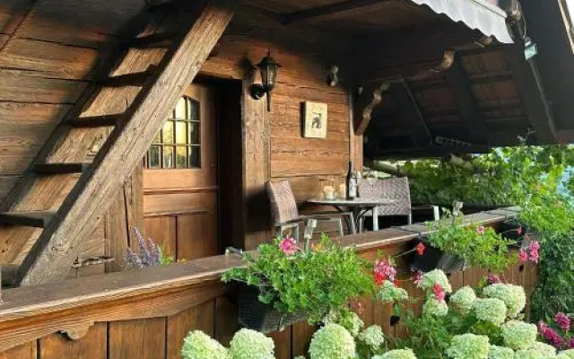 Hadassa Apartment Mutzli