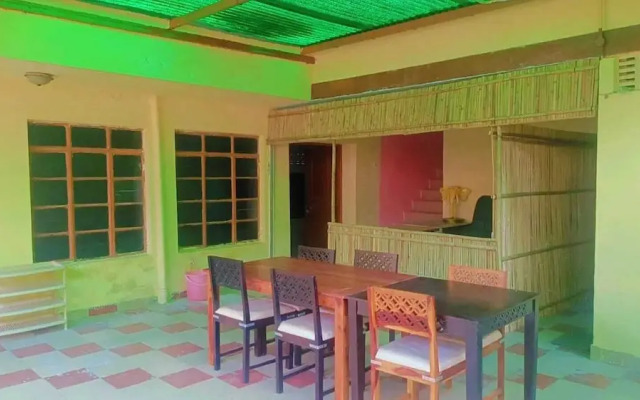 V Food Dormitory