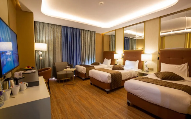 Petra Moon Luxury Hotel