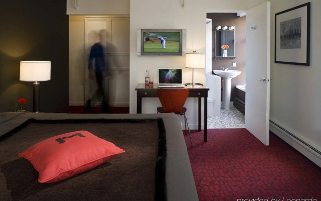 Moda Hotel
