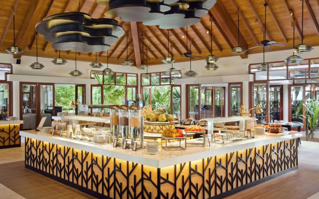 Hilton Seychelles Labriz Resort & Spa