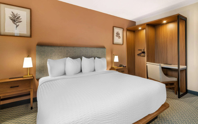 The Clocktower Hotel at Century House, an Ascend Collection Hotel