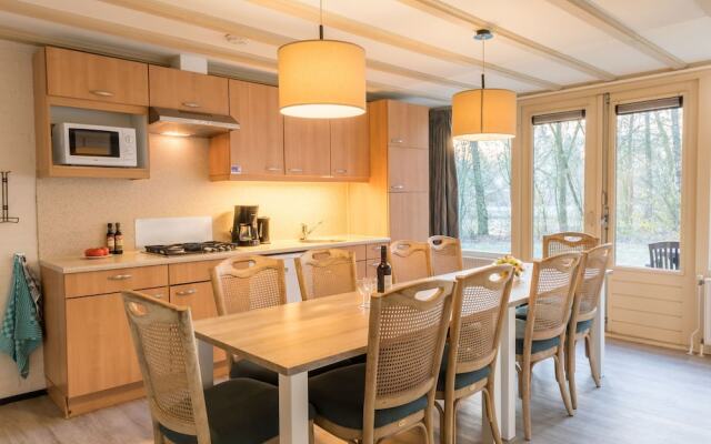Comfortable Bungalow With Dishwasher, in De Maasduinen Area