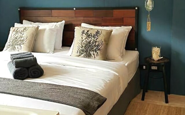 Guestroom 401