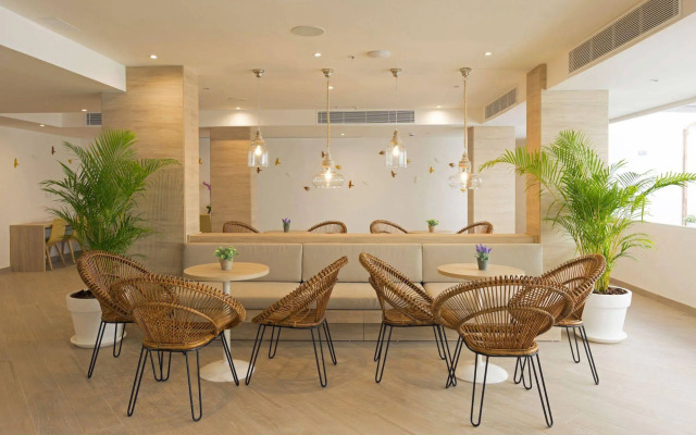 HSM Son Verí - Adults Only