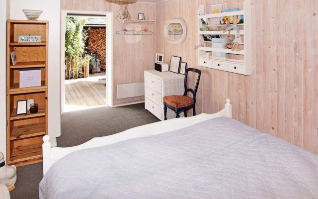 Attractive Holiday Home in Hemmet near Sea