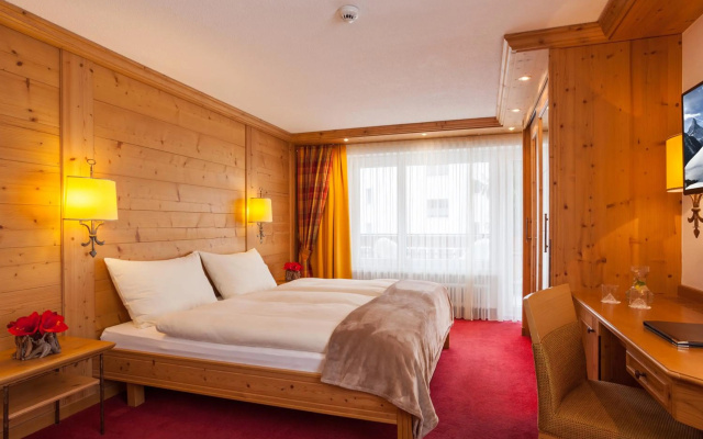 Hotel Holiday – Guest Rooms – Zermatt