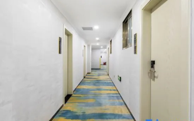 Rujia Huayi Hotel (xiedan Financial Street Union Hospital, Beijing)