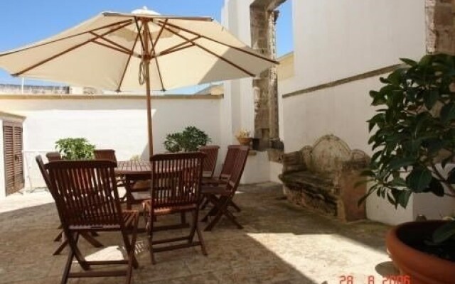 bed & breakfast INSULA