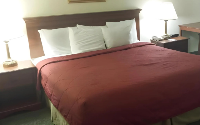 Magnuson Grand Hotel Maingate West