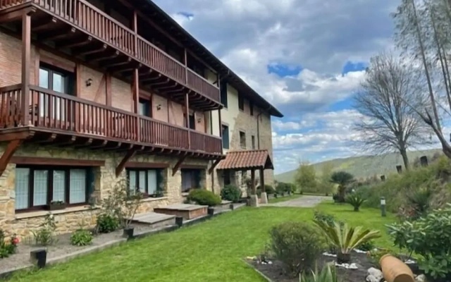 Atxurra Hotel-Apartamento Rural
