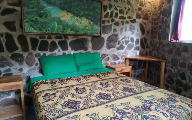 Chi Bocol Community Hostel