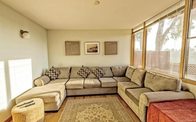 European Elegance by the Sea