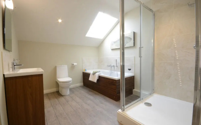 King George Penthouse