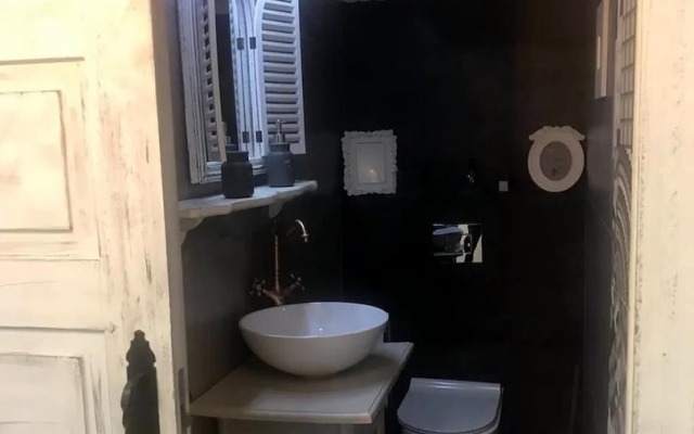 Charming 2-bed Apartment in Dbayeh Near Le Mall