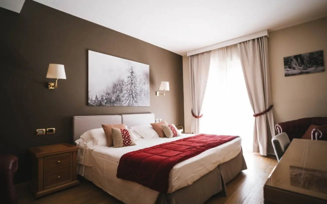 Paradise Hotel & Wellness