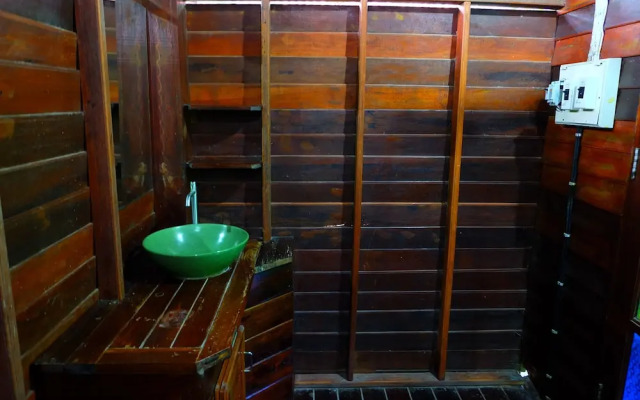 Lam Poh Beach Resort