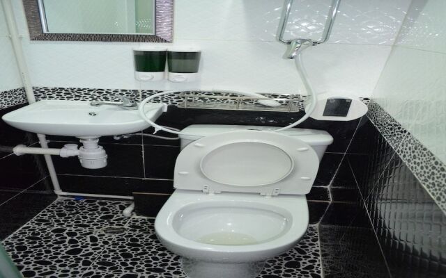 Skystar Hostel