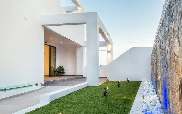 Epicentrum Suites & Villa Oasis