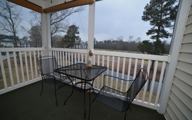 River Oaks Resort