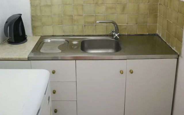 Corfu Room Apartments With big Parking Area