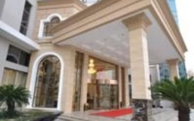 Jinjiang Inn Select Fengxian Baolong Square Canal North Road