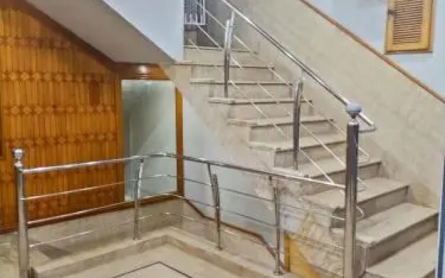 Karachi Motel