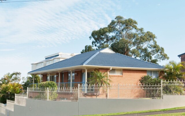 Ronald Avenue, 45, Villa Floridiana