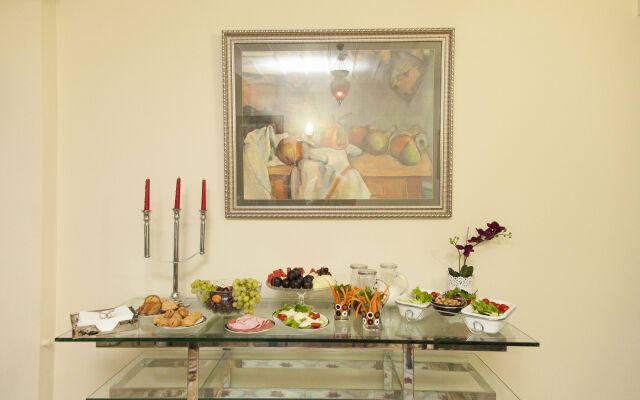 Villa Pera Suite Hotel