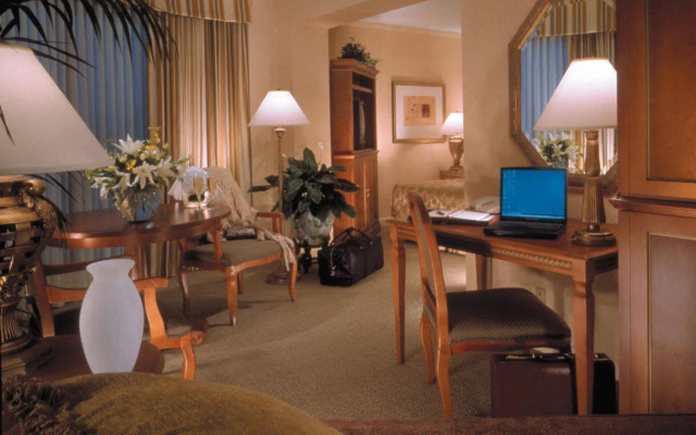 Omni Las Colinas Hotel