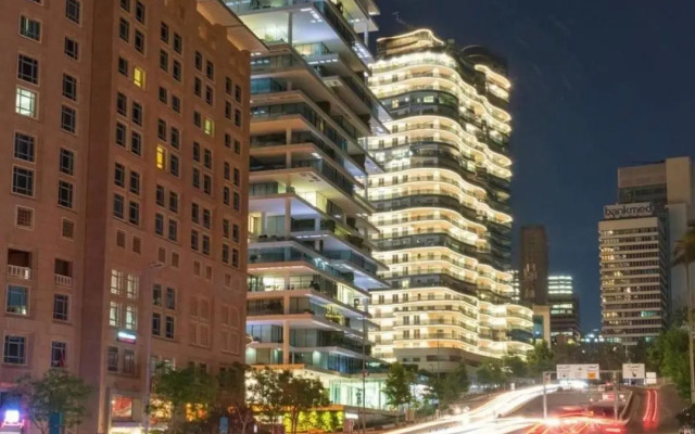 Beirut Versace Tower LUXURY SUITES - Downtown