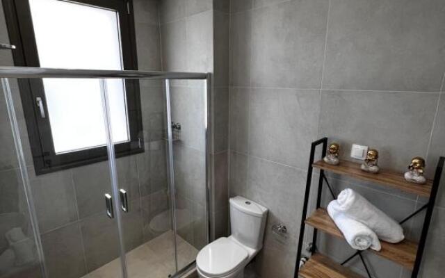 Giannel Luxury Apartment 1