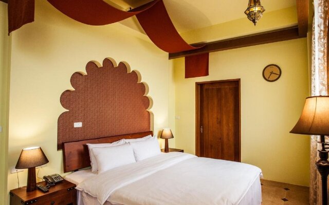 Oasis Hotel